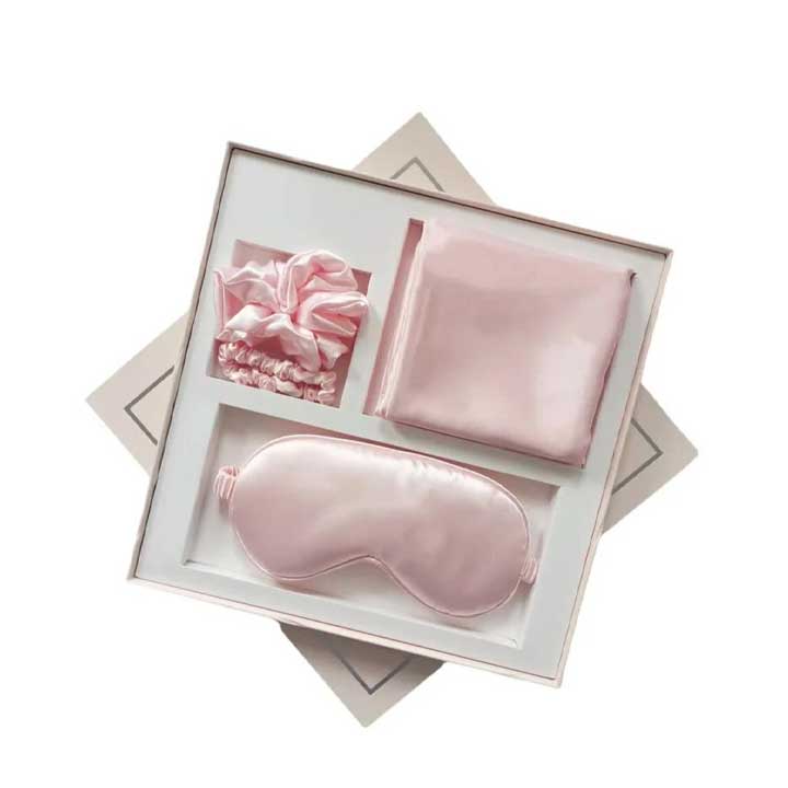 NNEDSZ：高級フェイクシルクスリープギフト4点セット（ピンク）
