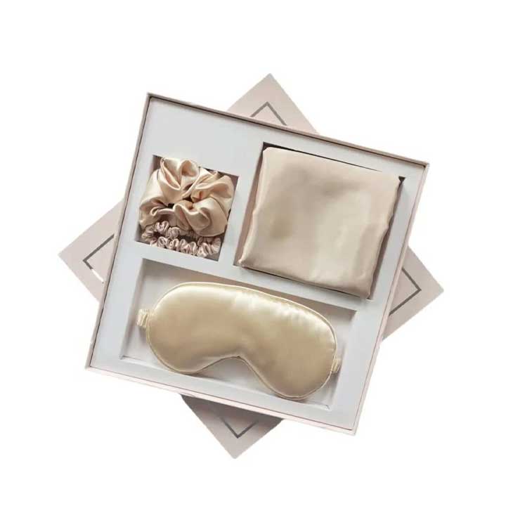 NNEDSZ：高級フェイクシルクスリープギフト4点セット（ゴールド）